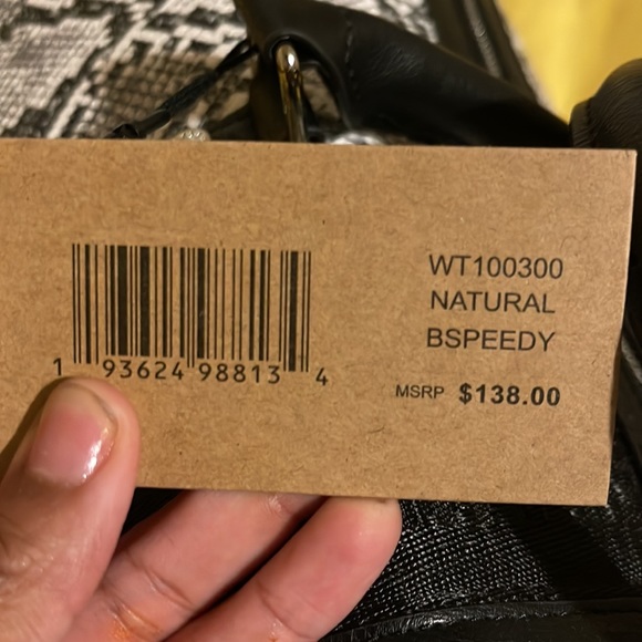 Steve Madden travel duffel bag - Picture 3 of 3